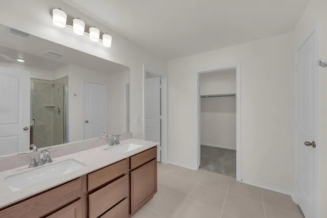 $334,688 | 225 Robert Hightower Drive, Jarrell, TX 76537