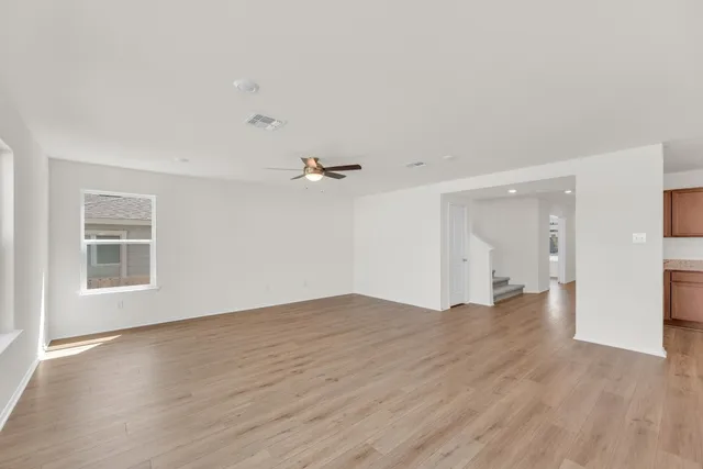 $334,688 | 225 Robert Hightower Drive, Jarrell, TX 76537