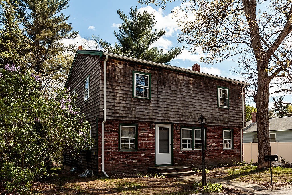 41 Maple Road Westford, MA 01886 - Photo 1 of 25 Gallery Image 1