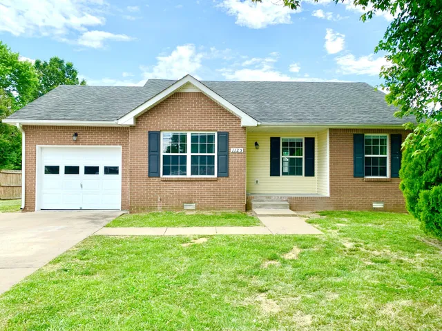 $1,450 | 1125 Lamont Court, Clarksville, TN 37042