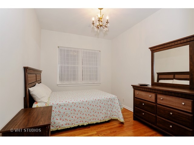 938 West George Street, Unit 1 Chicago, IL 60657 - Photo 11 of 19