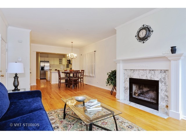938 West George Street, Unit 1 Chicago, IL 60657 - Photo 3 of 19