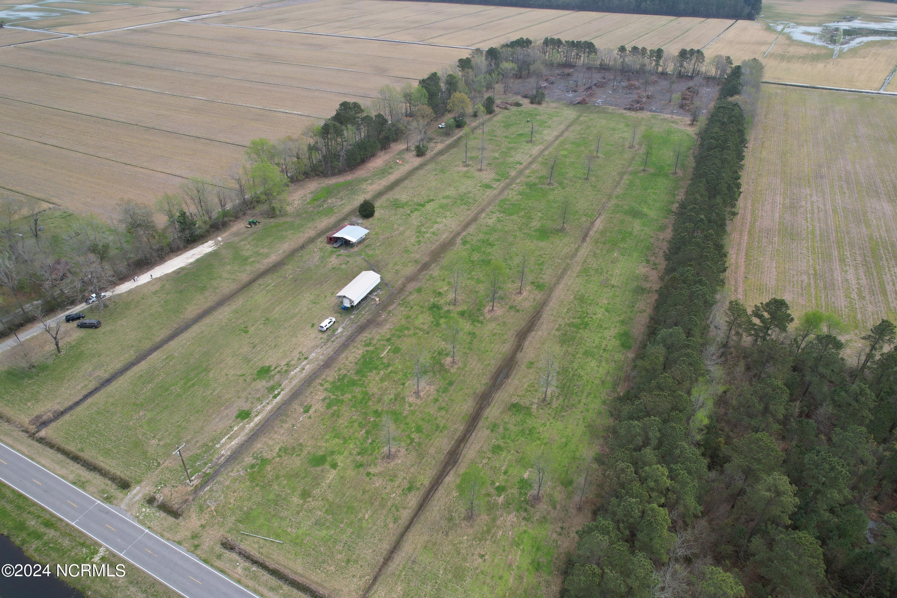 356 New Road Columbia, NC 27925 - Photo 20 of 32 j26