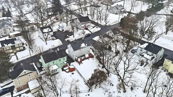 $2,075 | 14 Church Street, Unit 2, Marlboro, NY 12542