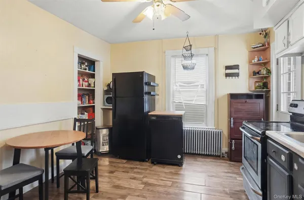 $2,075 | 14 Church Street, Unit 2, Marlboro, NY 12542