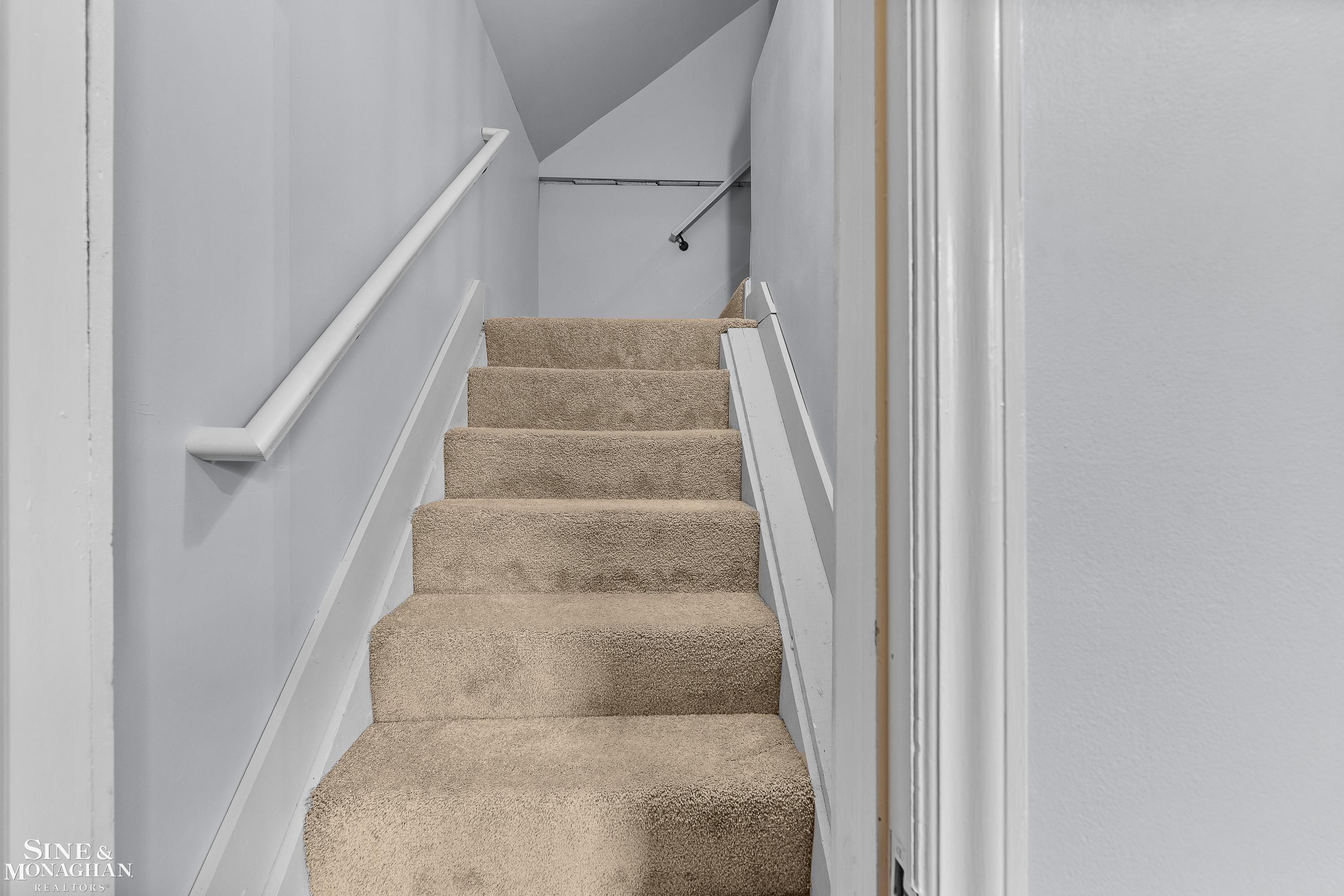 1231 Grayton Street Grosse Pointe, MI 48230 - Photo 28 of 53 50209299-9e84d014-a52b-4d3c-9d55-db314821fdd3.JPG