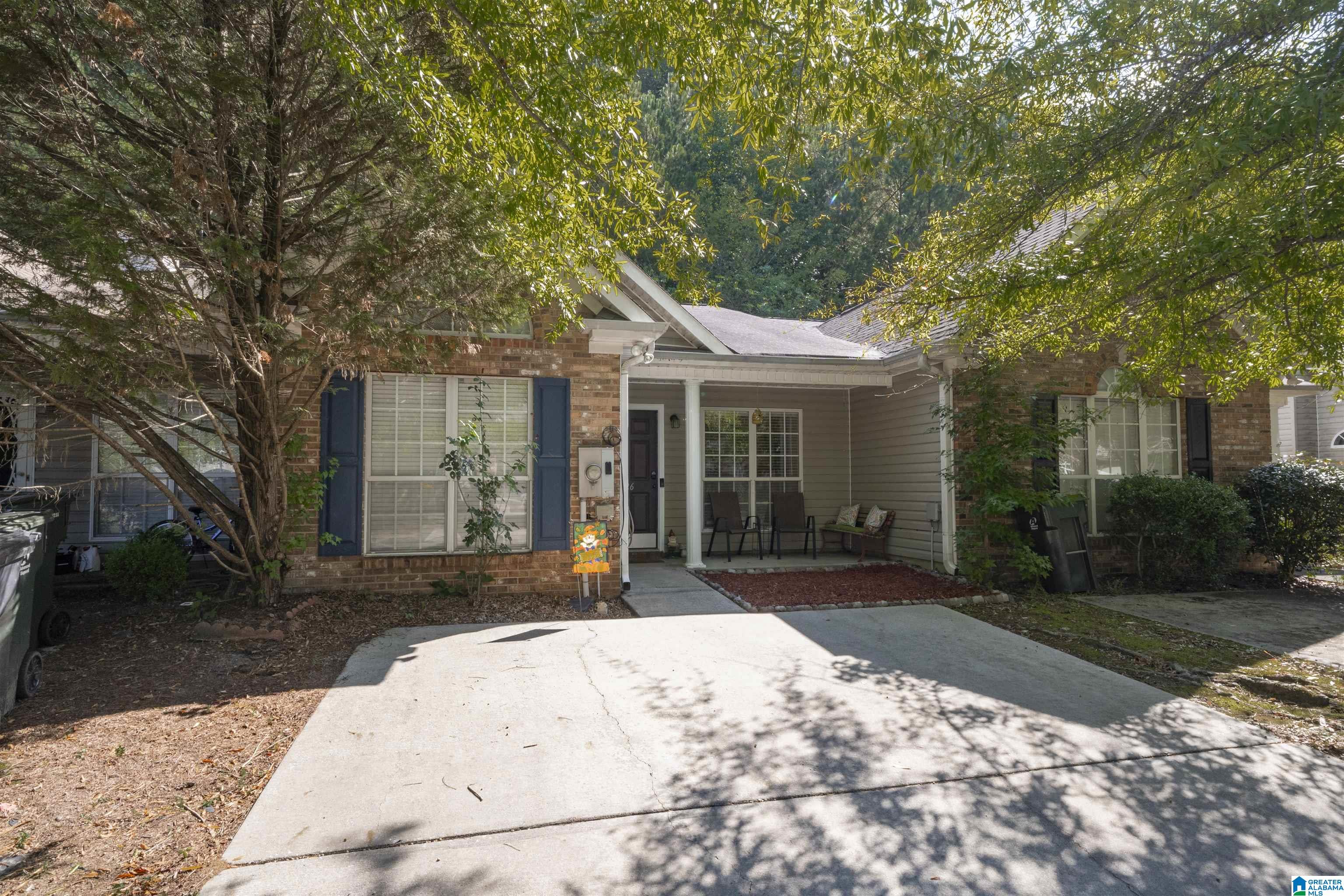 426 Midridge Lane Pelham, AL 35124 - Photo 3 of 26