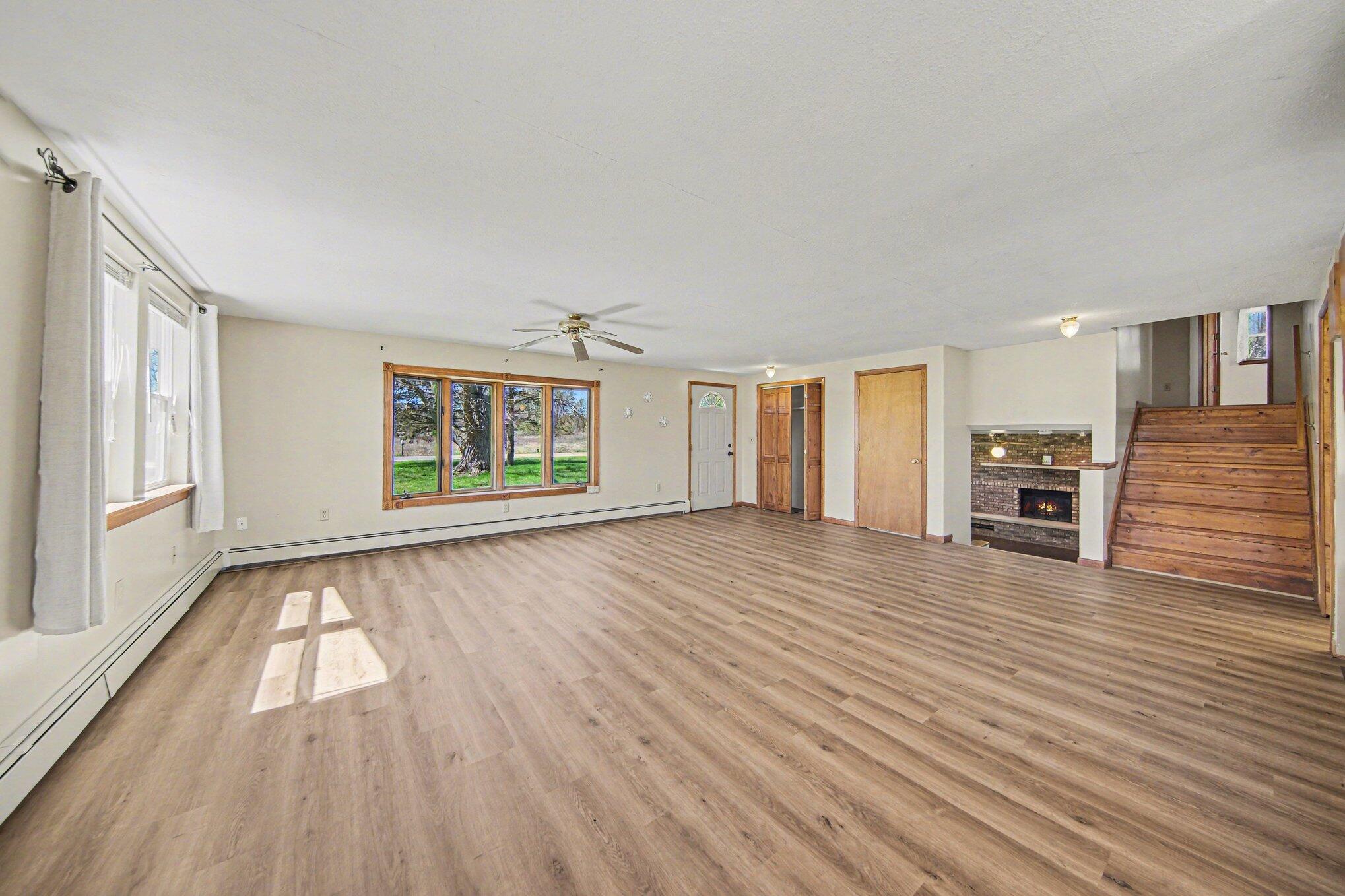 5497 Clark Lake Road Jackson, MI 49201 - Photo 6 of 28 006_file_1835
