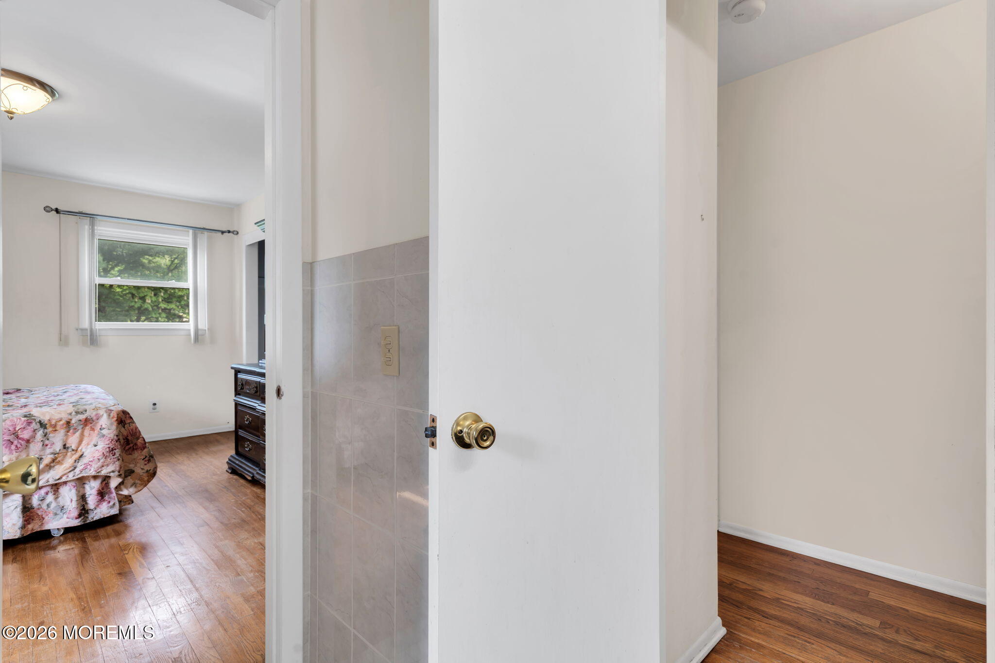 165 Old Post Road Edison, NJ 08817 - Photo 13 of 30 19-web-or-mls-DSC05745