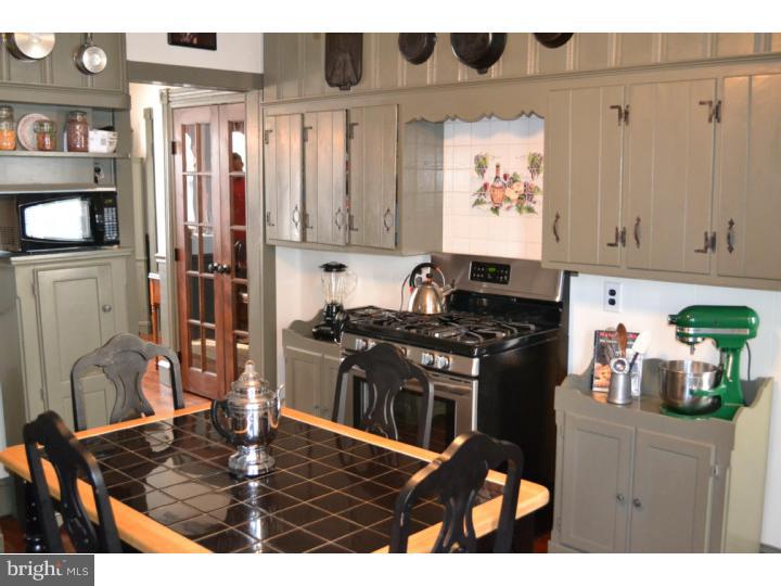 35 Clementon Road West Gibbsboro, NJ 08026 - Photo 9 of 15 Kitchen