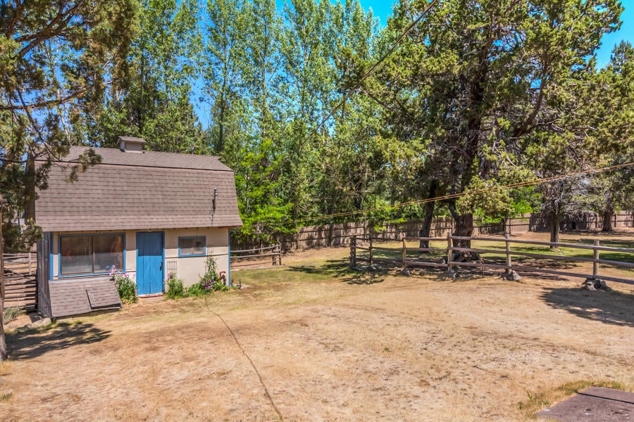 61175 Larsen Road Bend, OR 97702 - Photo 45 of 58 Larsen Rd 61175 RS (4 of 6)