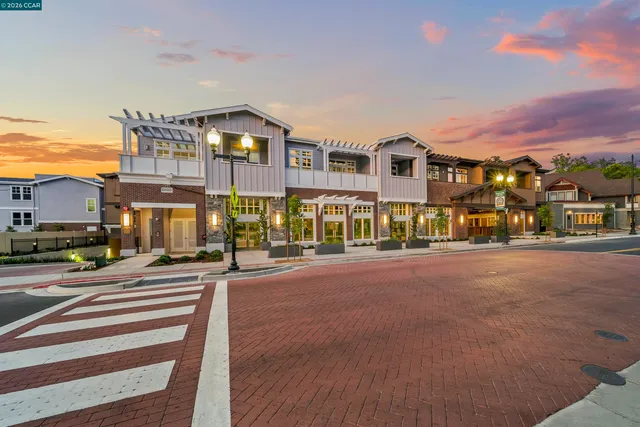 $1,995,000 | 600 Hartz Avenue, Unit 104, Danville, CA 94526