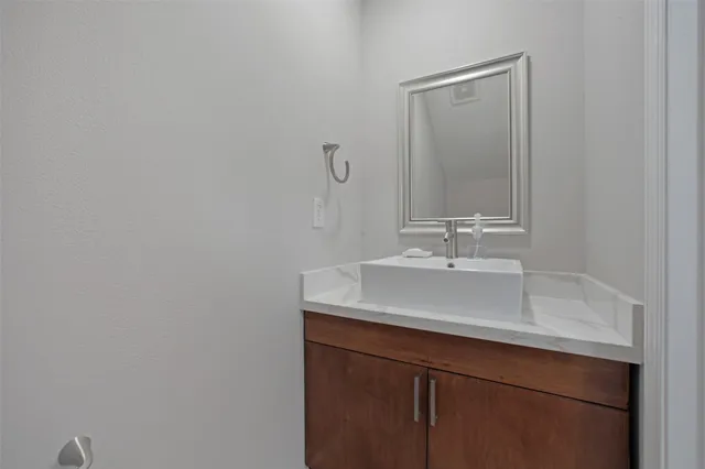 $430,000 | 15815 Baytree Drive, Houston, TX 77070