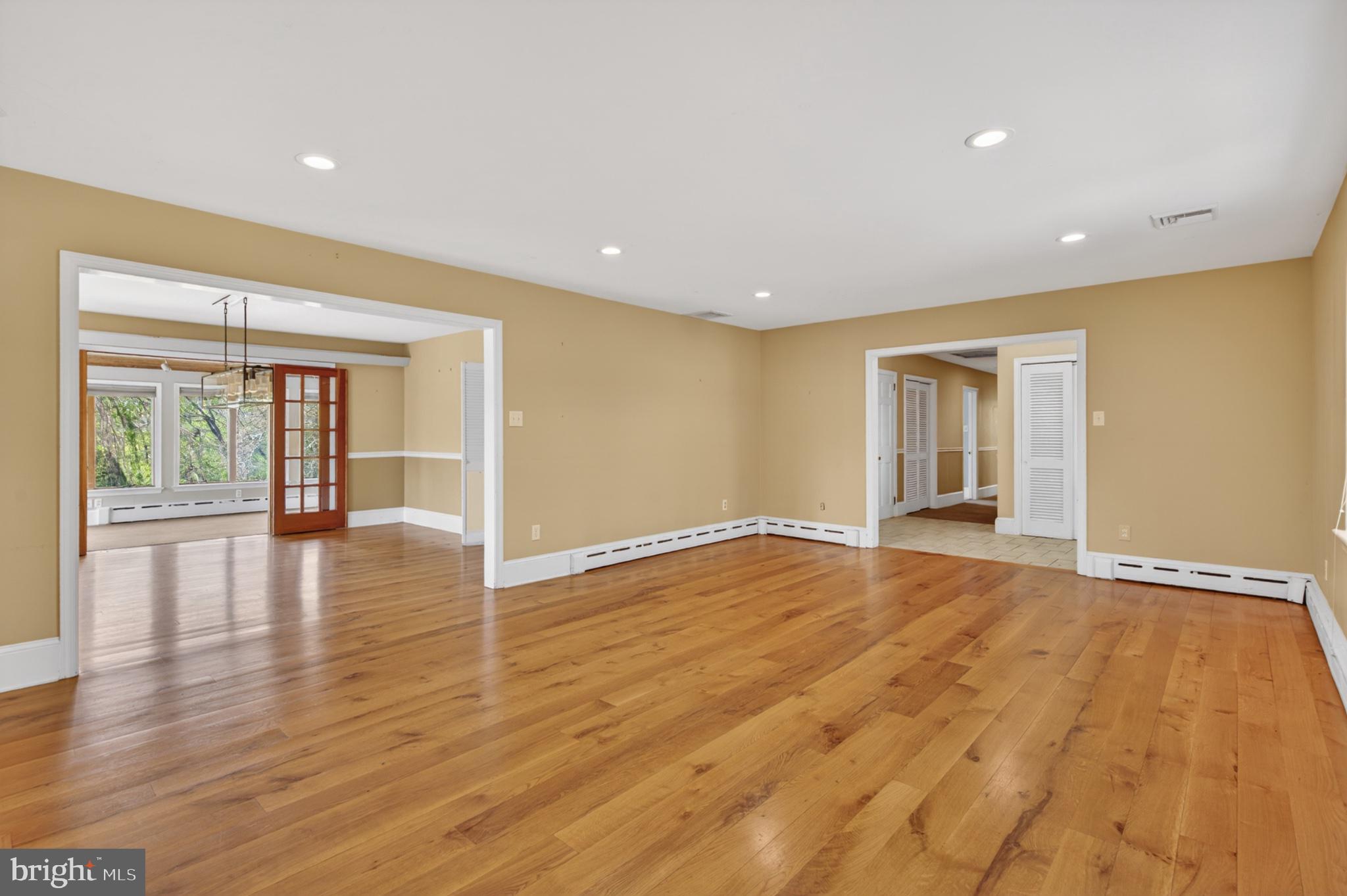 300 Sanatoga Road Pottstown, PA 19465 - Photo 79 of 79 Spacious, sunlit open floor plan.