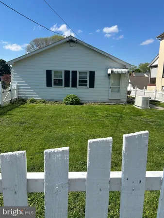 $3,500 | 337 Highland Avenue, Downingtown, PA 19335