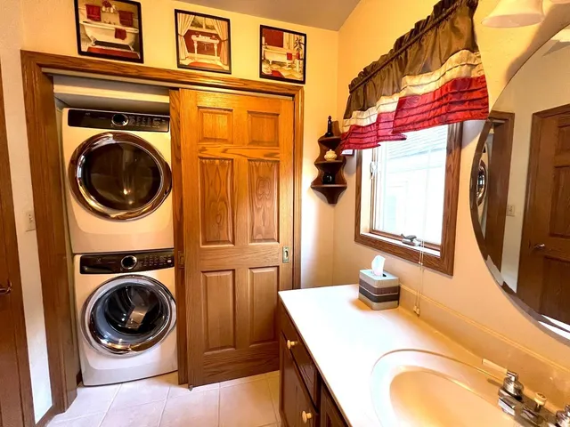 $244,900 | 1111 North Central Avenue, Richland Center, WI 53581