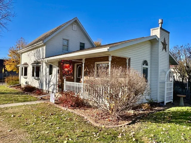 $244,900 | 1111 North Central Avenue, Richland Center, WI 53581