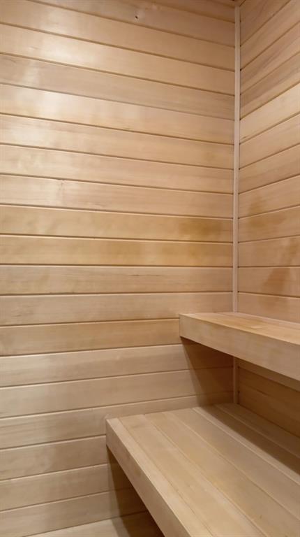 13235 Arnold Mill Road Roswell, GA 30075 - Photo 44 of 72 a bathroom with a shower