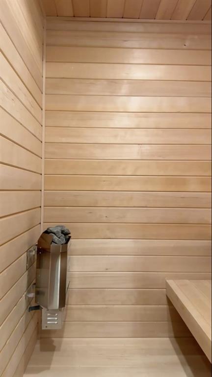 13235 Arnold Mill Road Roswell, GA 30075 - Photo 45 of 72 a bathroom with a sink