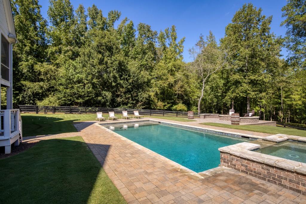 13235 Arnold Mill Road Roswell, GA 30075 - Photo 53 of 72