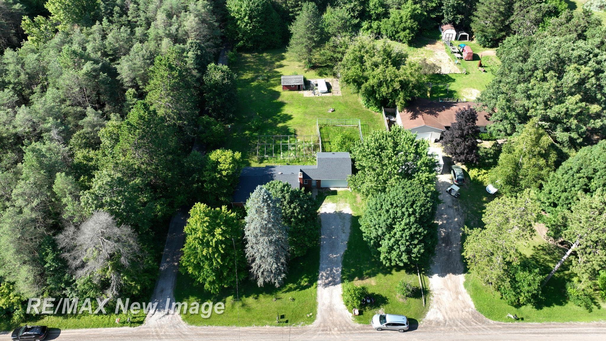 9377 Hubbard Road Davison, MI 48423 - Photo 15 of 22