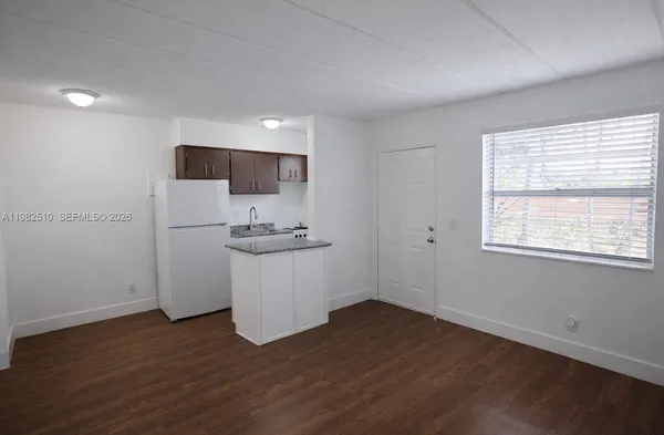 $1,600 | 1235 West 66th Street, Unit 5, Hialeah, FL 33012