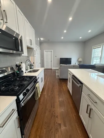 $3,500 | 20 Mt Vernon Street, Unit 2, Boston, MA 02125