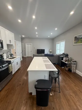 $3,500 | 20 Mt Vernon Street, Unit 2, Boston, MA 02125