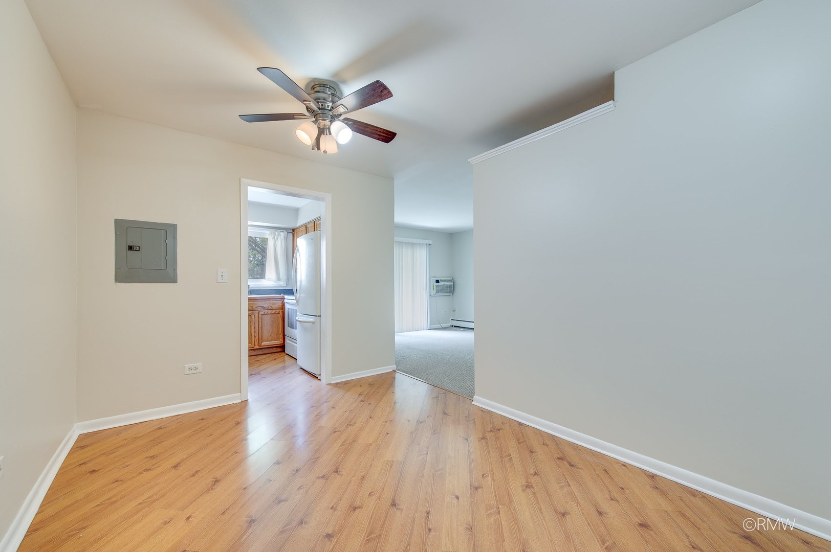 337 North Carter Street, Unit 101 Palatine, IL 60067 - Photo 3 of 18