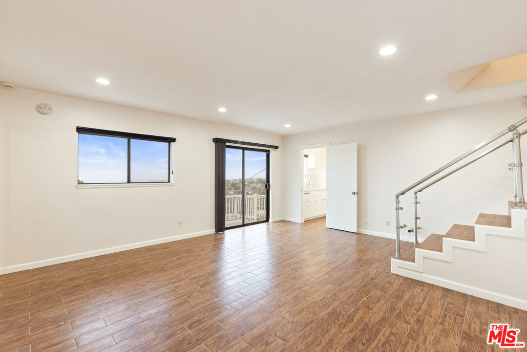 5535 Secrest Drive Los Angeles, CA 90043 - Photo 24 of 39