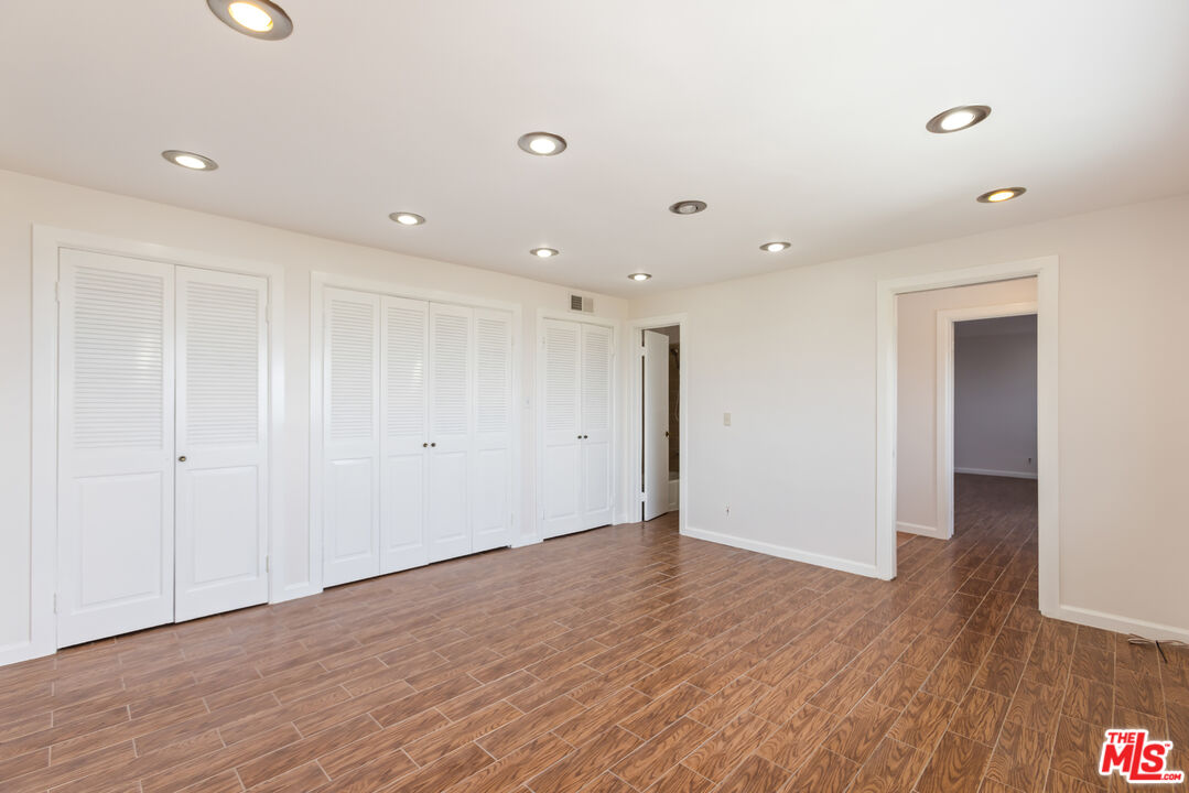 5535 Secrest Drive Los Angeles, CA 90043 - Photo 26 of 39