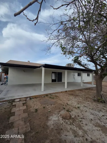 $440,000 | 5833 West Rosewood Lane, Phoenix, AZ 85031