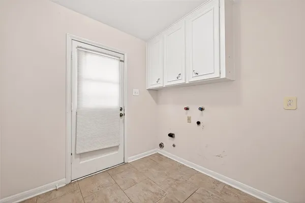 $815,000 | 13726 Kingsride Lane, Houston, TX 77079