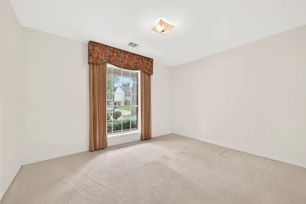 $815,000 | 13726 Kingsride Lane, Houston, TX 77079