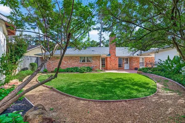 $815,000 | 13726 Kingsride Lane, Houston, TX 77079