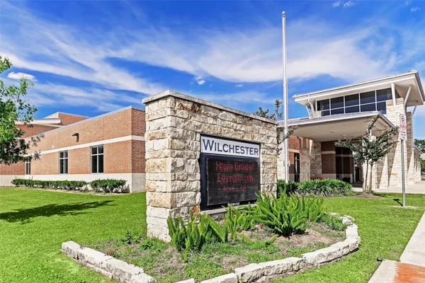 $815,000 | 13726 Kingsride Lane, Houston, TX 77079