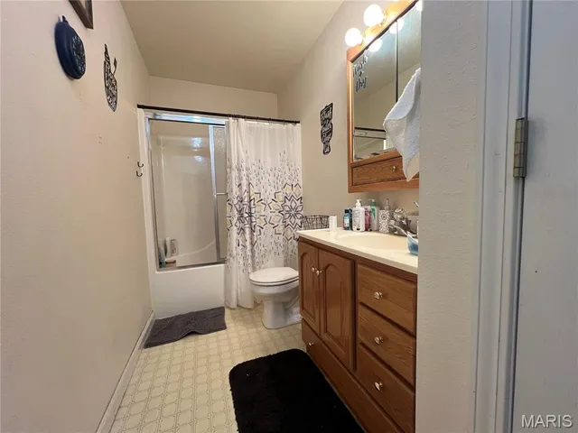 $275,000 | 23-25 Henrietta Lane, Perryville, MO 63775