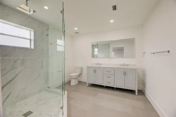 $3,750 | 7811 Northwest 10th Street, Unit 7811, Pembroke Pines, FL 33024