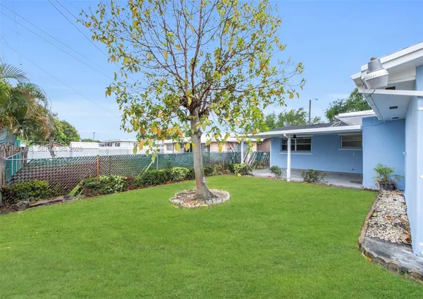 $3,750 | 7811 Northwest 10th Street, Unit 7811, Pembroke Pines, FL 33024