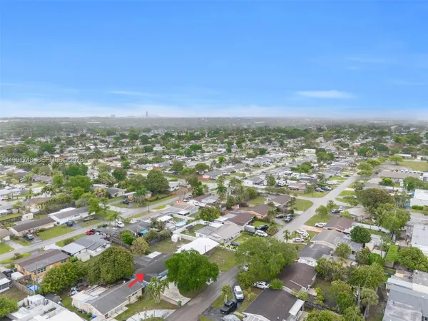 $3,750 | 7811 Northwest 10th Street, Unit 7811, Pembroke Pines, FL 33024