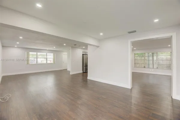 $3,750 | 7811 Northwest 10th Street, Unit 7811, Pembroke Pines, FL 33024