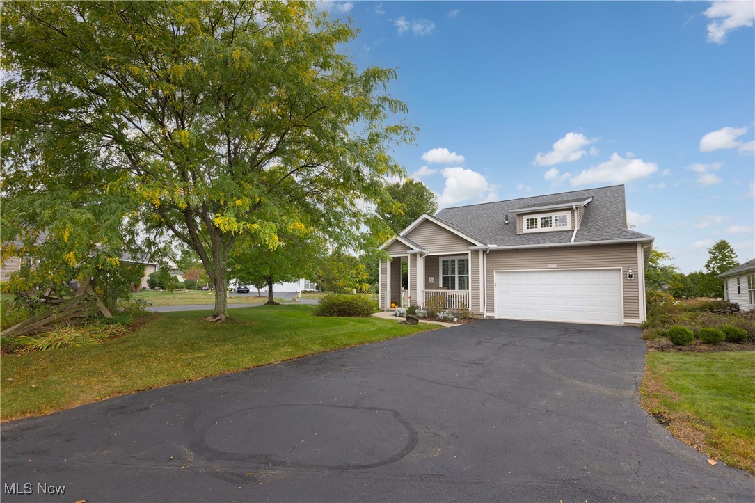 2358 Roxbury Road Avon, OH 44011 - Photo 4 of 50 Room for 4 cars in the driveway!