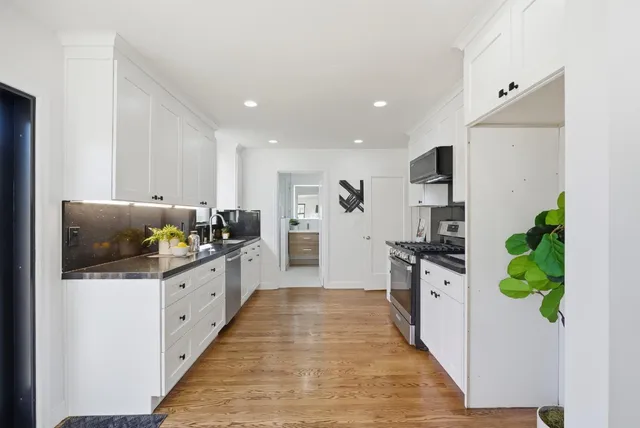 $1,999,000 | 368 Flora Vista Avenue, Sunnyvale, CA 94086