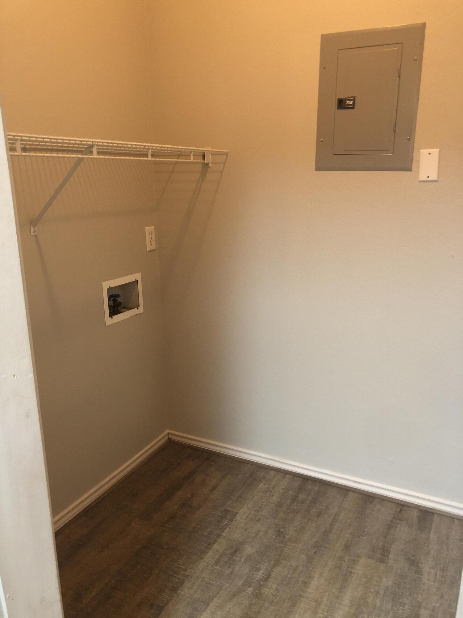 5102 80th Street Lubbock, TX 79424 - Photo 11 of 20 a view of a small space