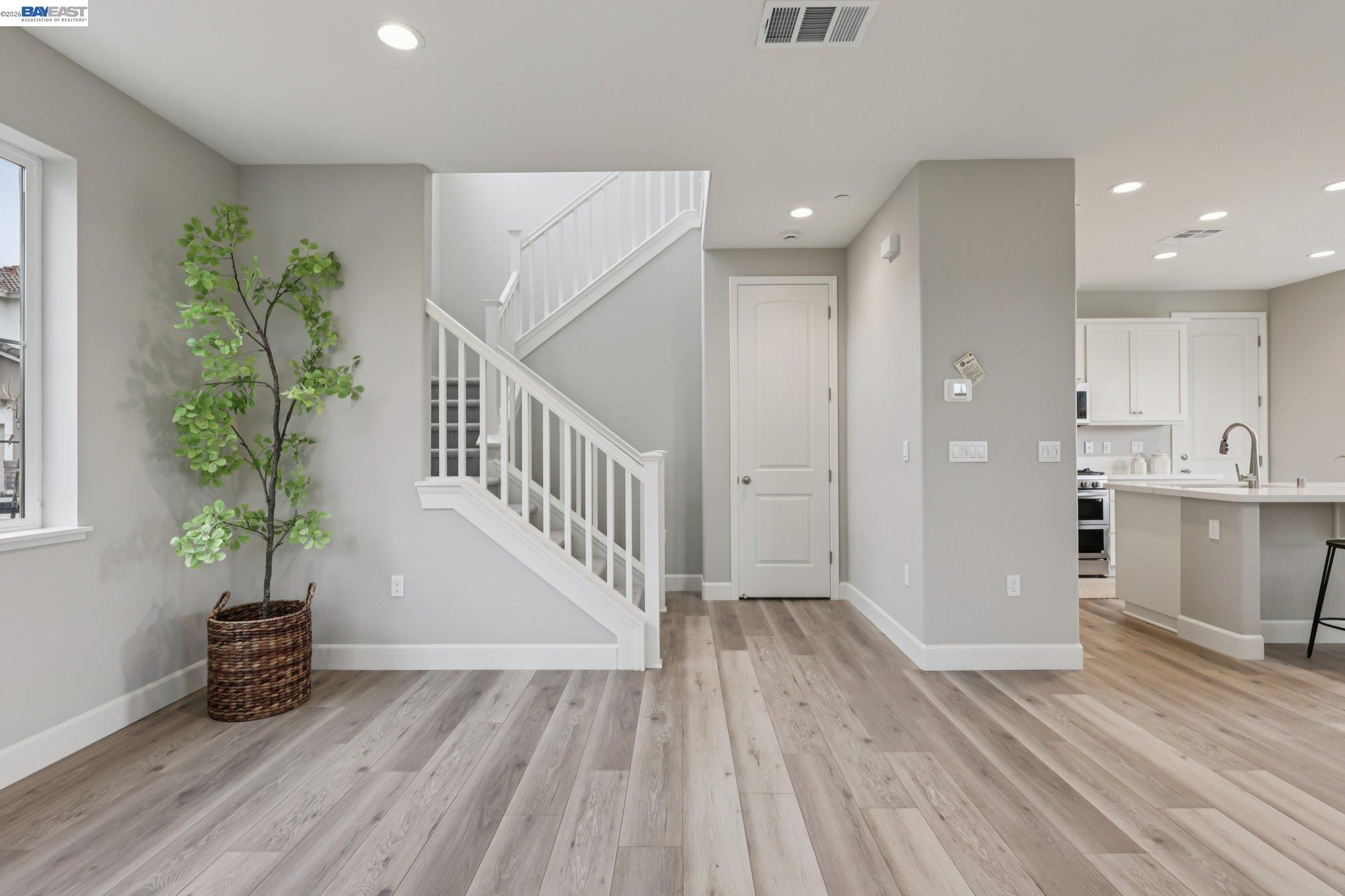 208 Mindy Way Pittsburg, CA 94565 - Photo 13 of 31