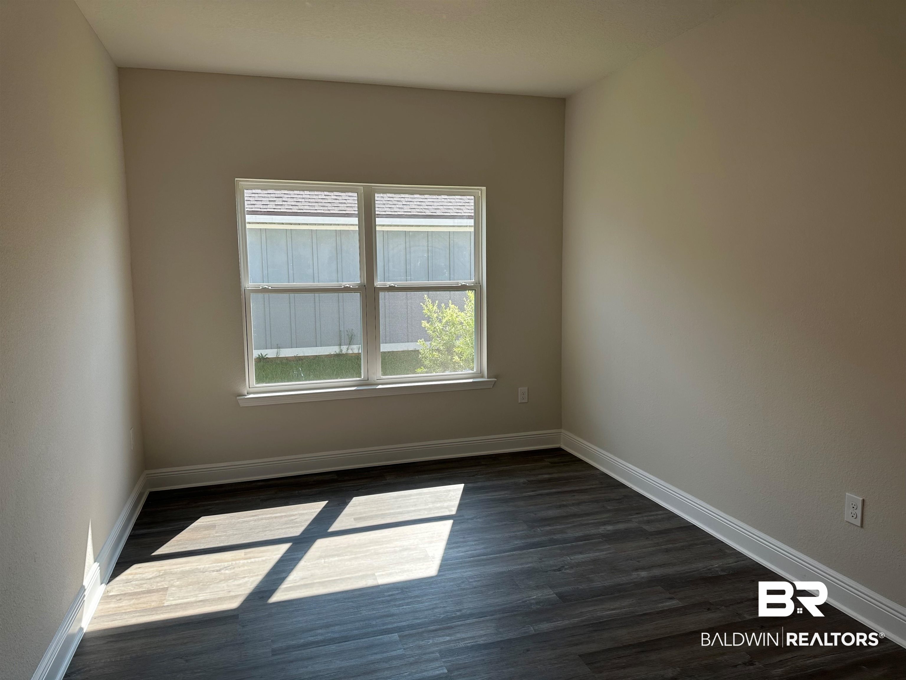 1005 Hayward Loop, Unit 13 Foley, AL 36535 - Photo 16 of 18 Flex space