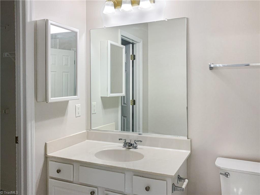 2940 Kecoughtan Road Pfafftown, NC 27040 - Photo 16 of 18 Gallery Image 16