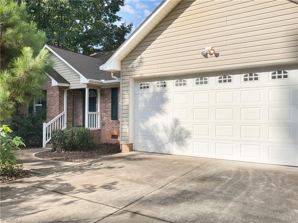 2940 Kecoughtan Road Pfafftown, NC 27040 - Photo 3 of 18 Gallery Image 3