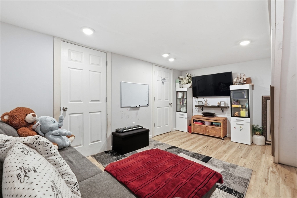 170 East Hadley Road, Unit 23 Amherst, MA 01002 - Photo 26 of 34