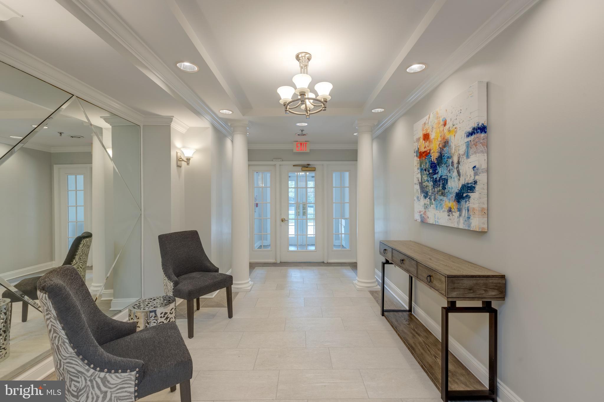 5575 Seminary Road, Unit 101 Falls Church, VA 22041 - Photo 2 of 29